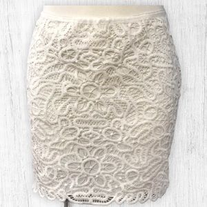 NWOT! Club Monaco White Lace Skirt
